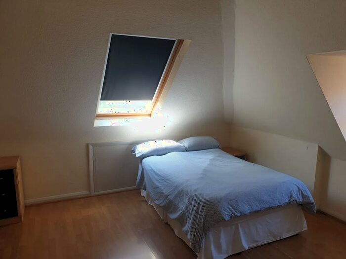 1 Bedroom House To Rent In Park Road, London, N8