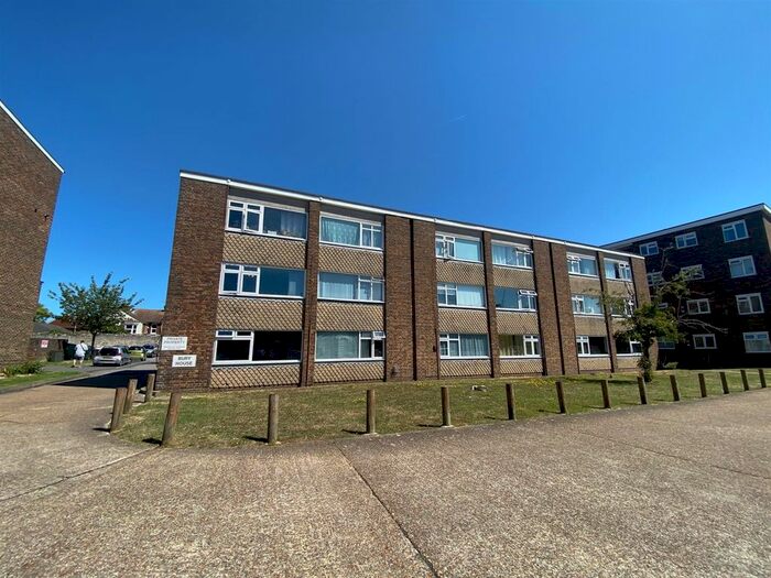 Studio To Rent In Broadwater Street East, Broadwater, Worthing, BN14