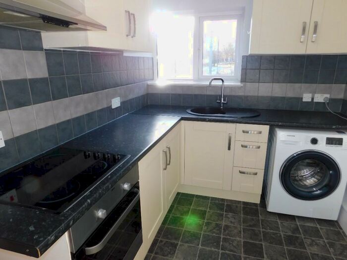 1 Bedroom Flat To Rent In Marholm Road, Peterborough, Cambridgeshire, PE4