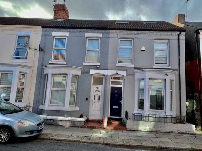 3 Bedroom House To Rent In Romer Road, ***Available With Zero Deposit***, L6