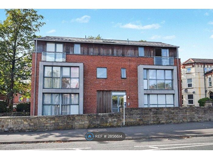 1 Bedroom Flat To Rent In Manygates Park, Wakefield, WF1