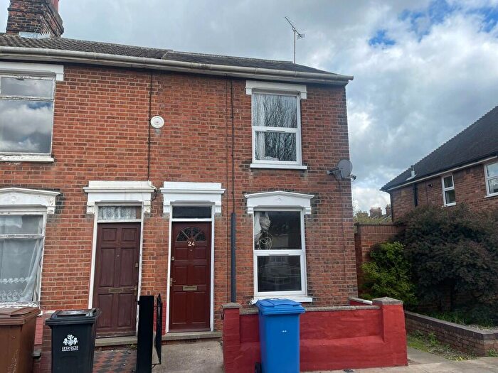 2 Bedroom End Of Terrace House To Rent In Suffolk Road, Ipswich, Suffolk, IP4