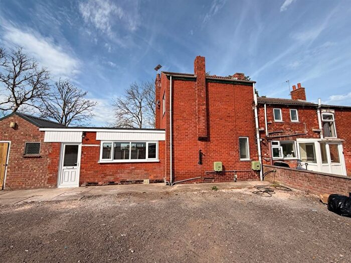 3 Bedroom Semi-Detached House To Rent In Thoresby Bridge Farm, Marshchapel, DN36