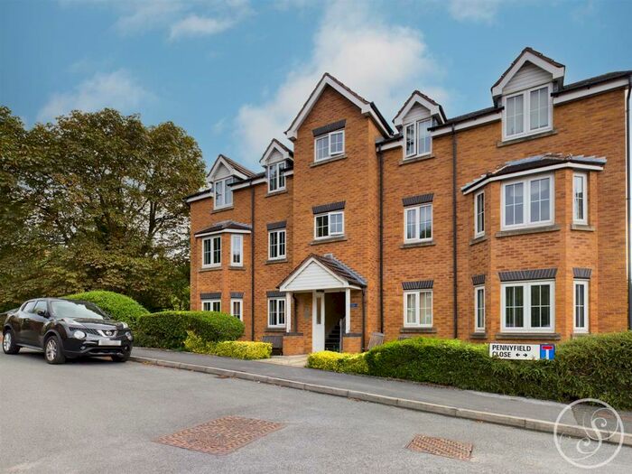 3 Bedroom Flat To Rent In Pennyfield Close, Leeds, LS6