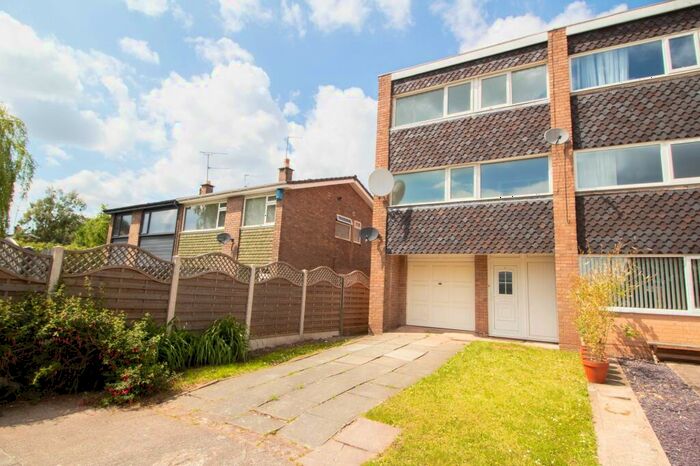 3 Bedroom Terraced House For Sale In Winston Court, Mannings Lane South, Chester, CH2