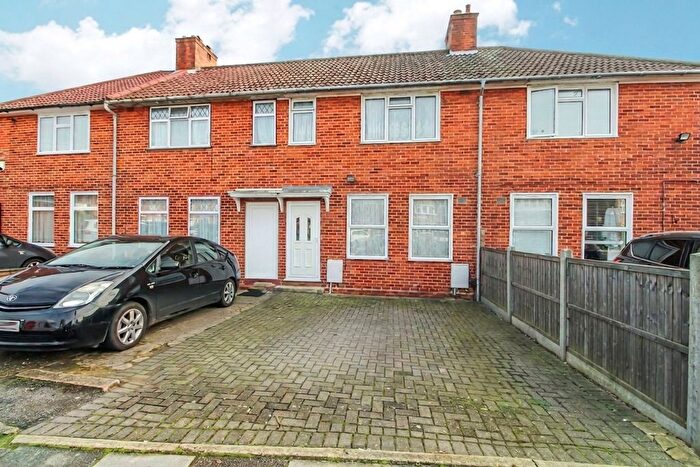 3 Bedroom Terraced House For Sale In Warneford Road, Harrow, HA3