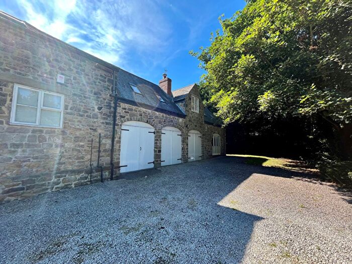 3 Bedroom Cottage To Rent In Killingworth Village, Newcastle Upon Tyne, NE12