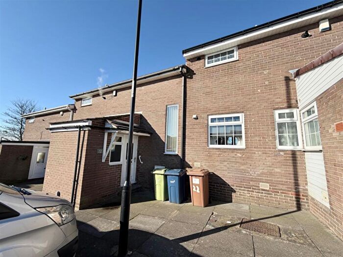 3 Bedroom House For Sale In Houghtonside, Houghton Le Spring, DH4