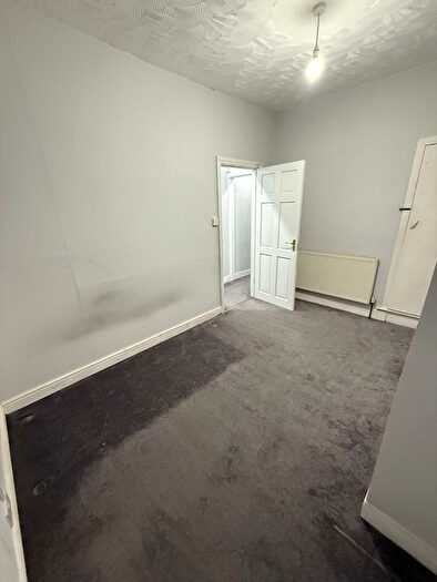 2 Bedroom Terraced House To Rent In Stuarts Road, Birmingham, B33