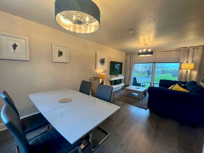 2 Bedroom Ground Flat To Rent In Glen Tennet, East Kilbride, G74