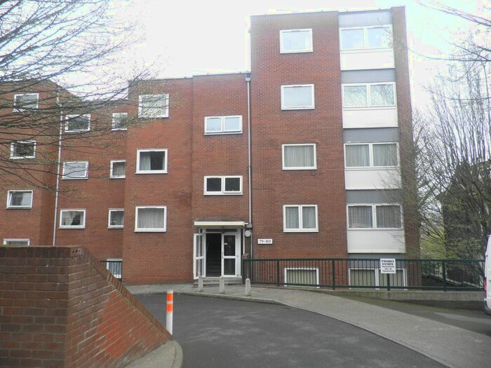 2 Bedroom Flat To Rent In Moulton Rise, Luton, LU2