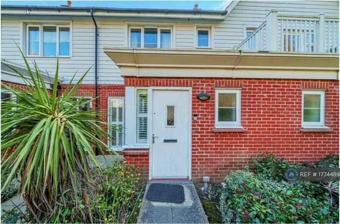 3 Bedroom Terraced House To Rent In Carolina Drive, High Wycombe, HP11