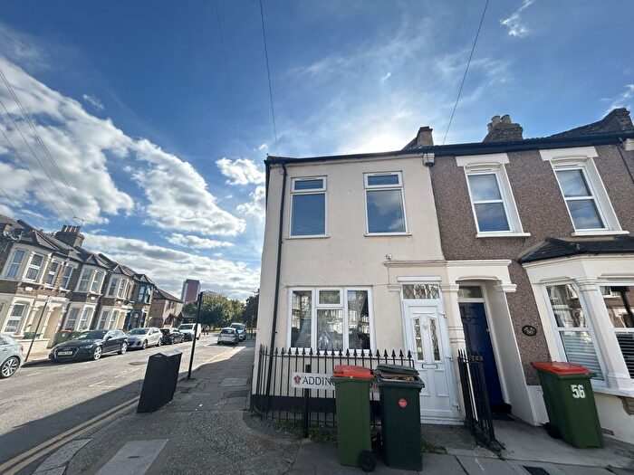 5 Bedroom Terraced House To Rent In Addington Road, London, E16