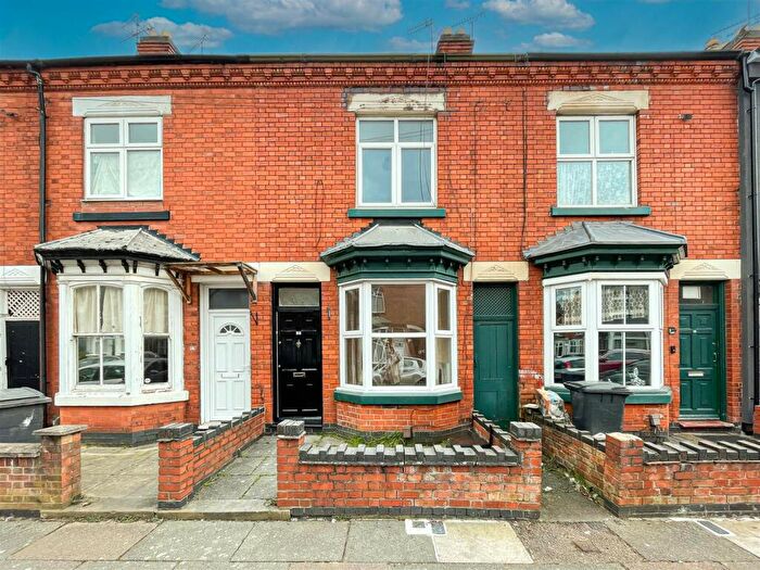 2 Bedroom Terraced House For Sale In Bridge Road, Leicester, LE5