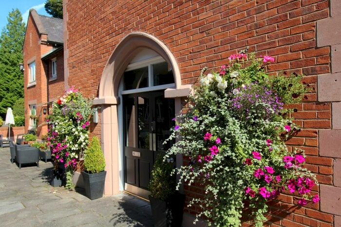 2 Bedroom Flat For Sale In Altrincham Road, Styal, Wilmslow, Cheshire, SK9