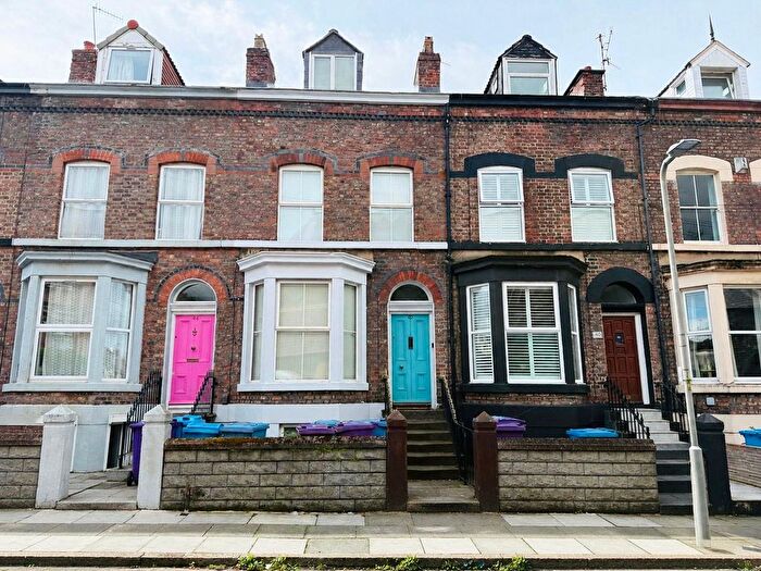 6 Bedroom Terraced House For Sale In Chestnut Grove, Wavertree, Liverpool, Merseyside, L15