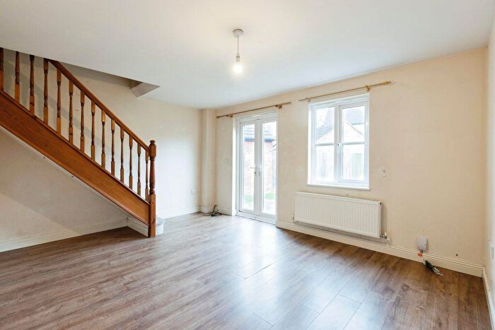 2 Bedroom Semi-Detached House For Sale In Ferndale Close, Gloucester, GL2