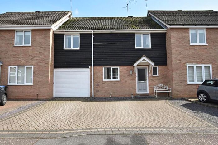 4 Bedroom House For Sale In Dunlin Close, South Woodham Ferrers, CM3