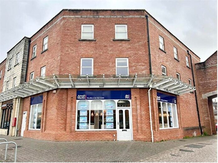 1 Bedroom Flat For Sale In Godwin Court, Swindon, SN1