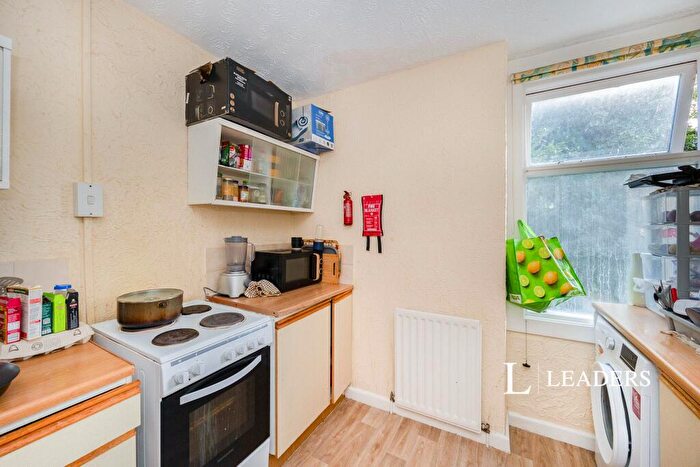 1 Bedroom Property To Rent In Britannia Road, PO5