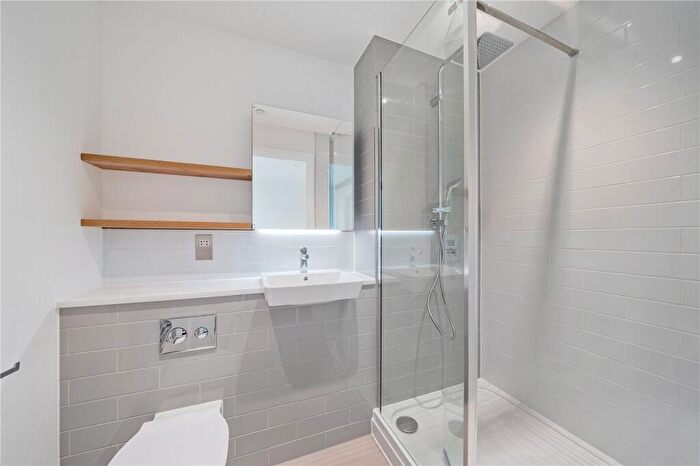 2 Bedroom Apartment To Rent In Henley Cross, London, SE3