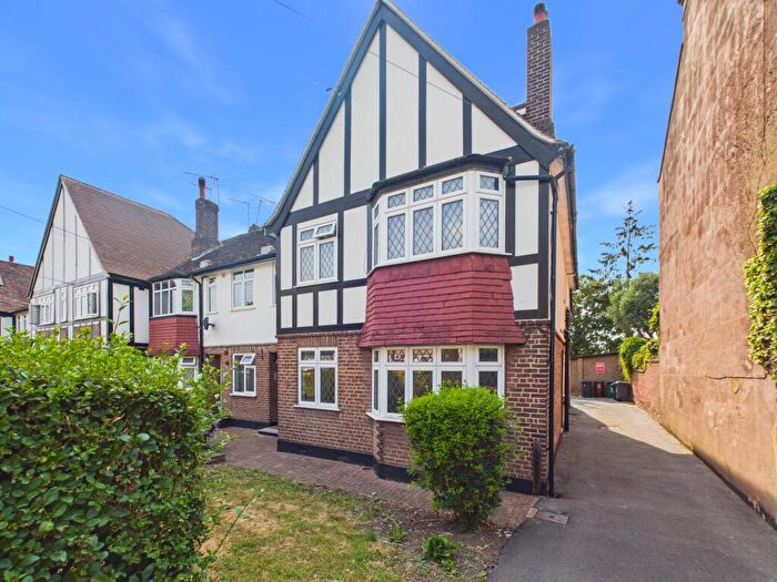 2 Bedroom Maisonette For Sale In Tudor Gables, Birkbeck Road, Mill Hill, London, NW7