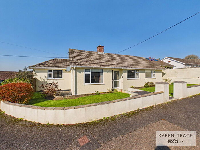 3 Bedroom Detached Bungalow For Sale In Meadow Park, Trewoon, PL25