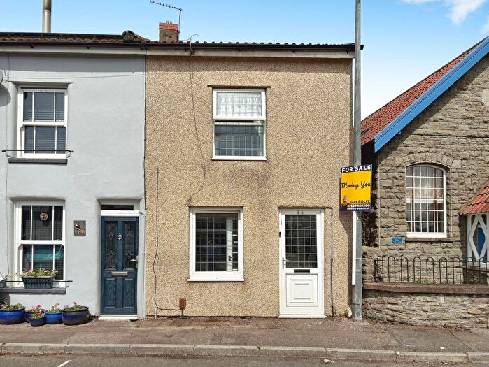 2 Bedroom Cottage For Sale In Poplar Road, Warmley, Bristol, South Gloucestershire, BS30