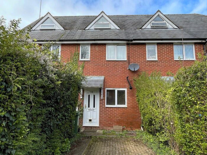 3 Bedroom Terraced House To Rent In Emerton Gardens, Stony Stratford, Milton Keynes, Buckinghamshire., MK11