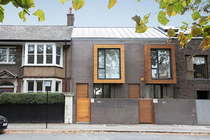 2 Bedroom Terraced House For Sale In Asylum Road, Peckham, SE15
