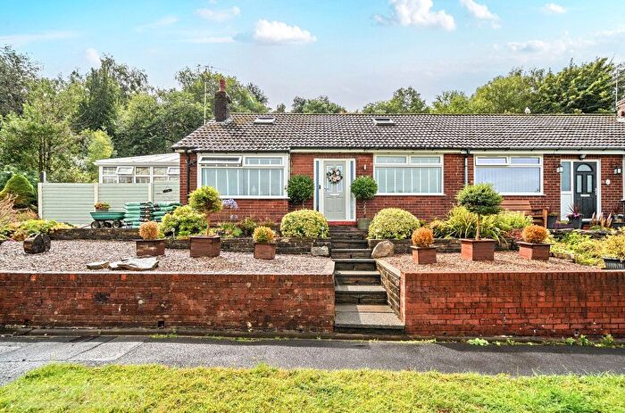 4 Bedroom Semi Detached Bungalow For Sale In Valley New Road, Royton, Oldham, Greater Manchester, OL2