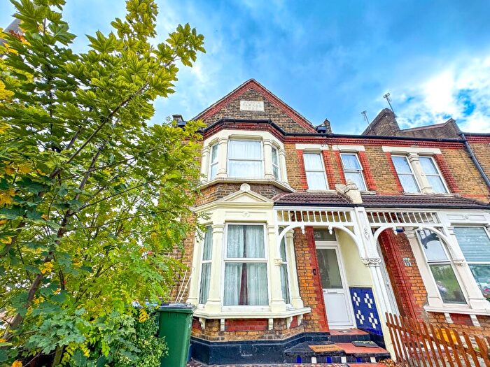 1 Bedroom Ground Maisonette To Rent In Plumstead Common Road, Plumstead, London, SE18