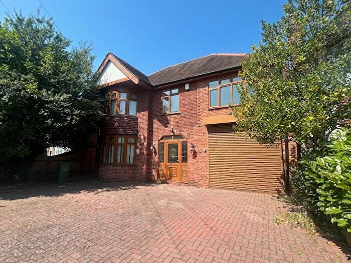 5 Bedroom House To Rent In Thorpe Park Road, Peterborough, PE3
