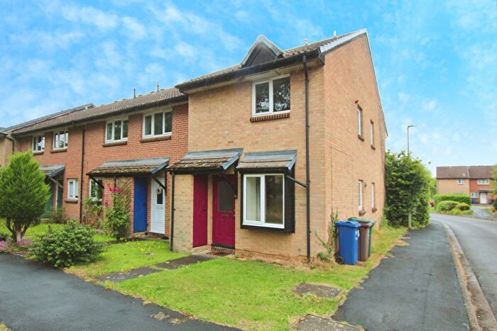 1 Bedroom Terraced House For Sale In Axtell Close, Kidlington, OX5