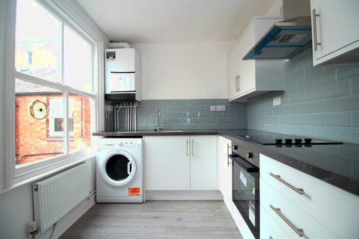 1 Bedroom Apartment To Rent In Evington Road, Leicester, LE2