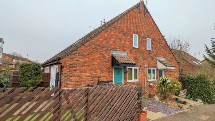 1 Bedroom Terraced House To Rent In Harvesters, St. Albans, AL4