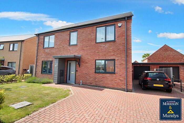 4 Bedroom Detached House For Sale In The Hedgerows, Collingham, Newark, NG23