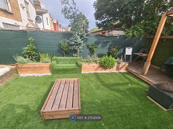 2 Bedroom Maisonette To Rent In London, London, E6