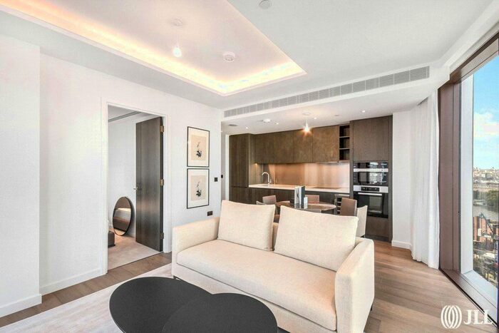 3 Bedroom Flat To Rent In Carnation Way, Thames City, SW8