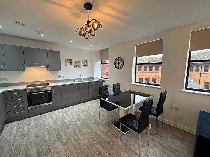 2 Bedroom Flat To Rent In Castle Street, Taunton, TA1