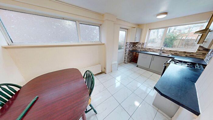 3 Bedroom House To Rent In Christopher Road, Selly Oak, Birmingham, B29