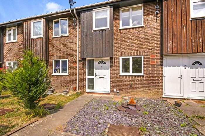 3 Bedroom Terraced House To Rent In Greenham Wood, Bracknell, RG12