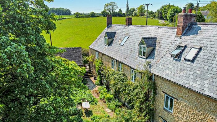 5 Bedroom Semi-Detached House For Sale In Cleveley, Chipping Norton, Oxfordshire, OX7