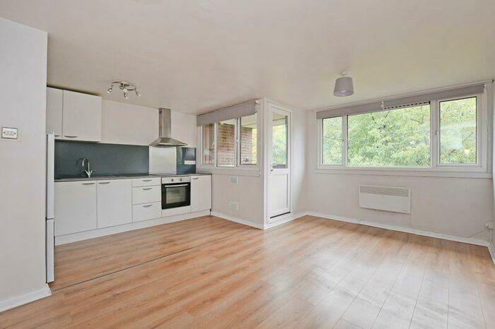 1 Bedroom Apartment To Rent In Exeter Drive, Sheffield, S3