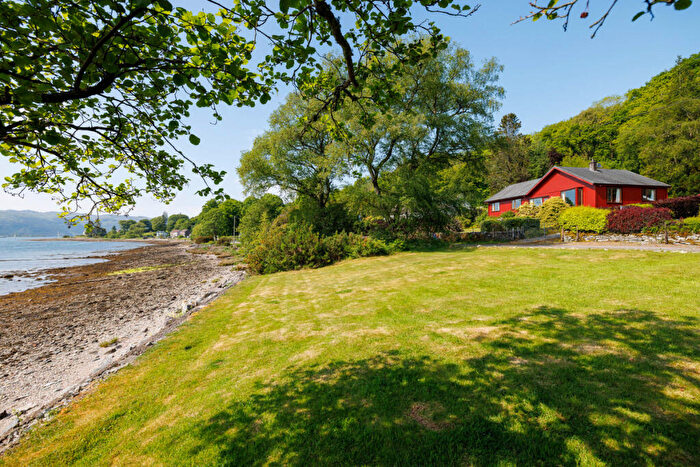 4 Bedroom Bungalow For Sale In Culdoon, Colintraive, PA22