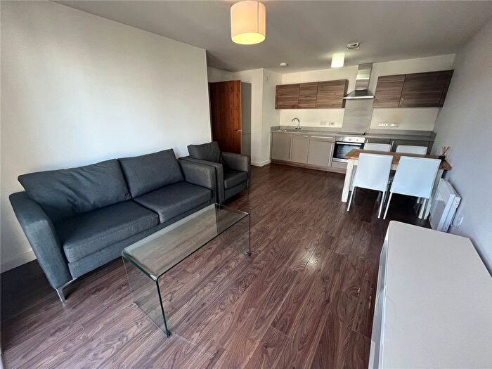 2 Bedroom Flat To Rent In Riverside, Lowry Wharf, Derwent Street, Salford, M5