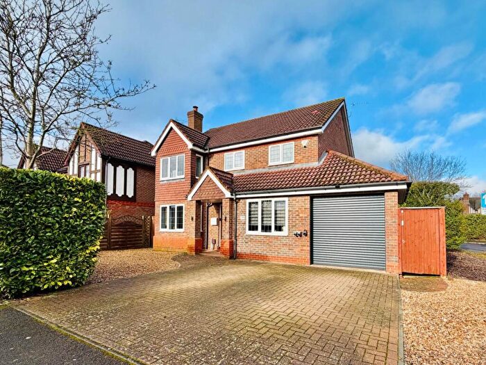 4 Bedroom Detached House For Sale In Blackwater Way, Didcot, OX11