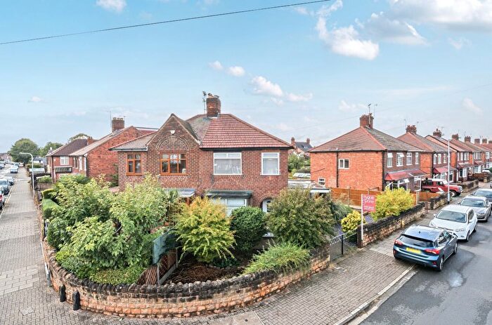 3 Bedroom Semi-Detached House For Sale In Beech Avenue, Beeston, Nottingham, Nottinghamshire, NG9
