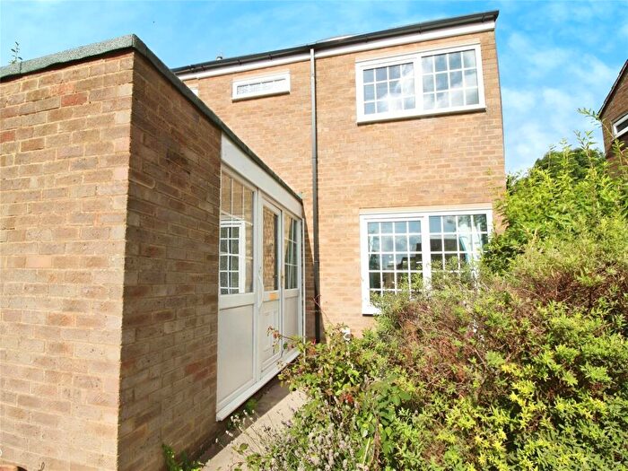 3 Bedroom End Of Terrace House To Rent In Southwark Close, Stevenage, Hertfordshire, SG1