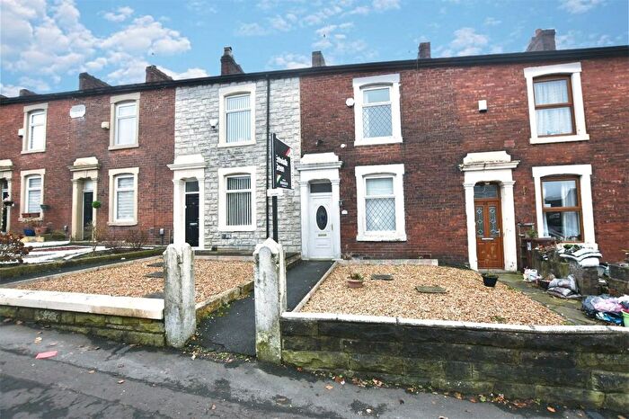 3 Bedroom Terraced House For Sale In Longshaw Lane, Blackburn, Lancashire, BB2